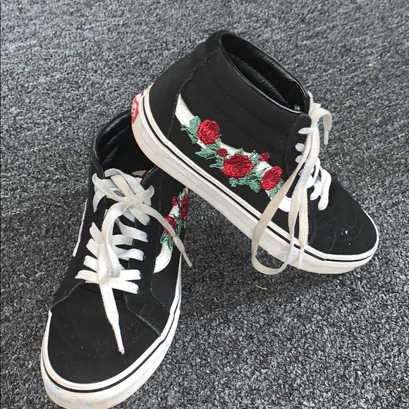 vans sk8 mid rose skate shoe